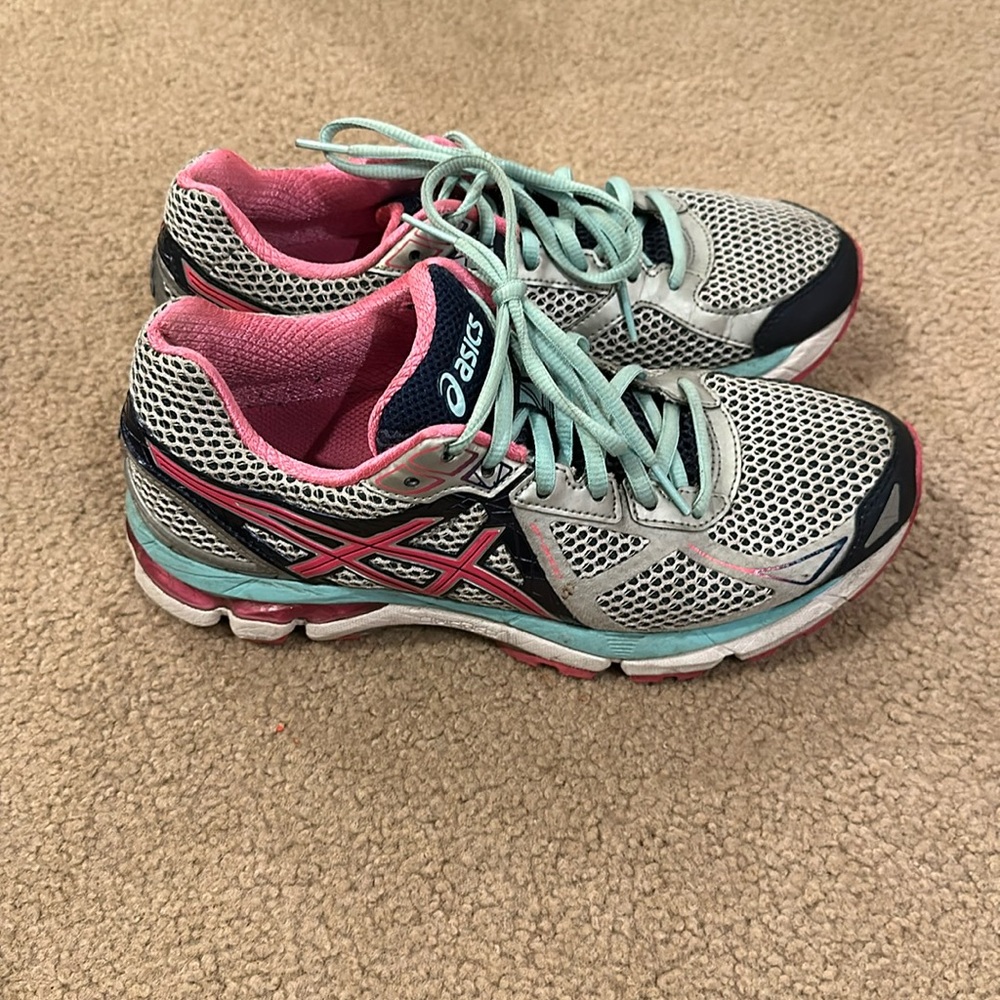 ASICS GT 2000